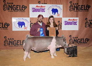 RESERVE CHAMPION MIDDLEWEIGHT CROSSBRED – 2017 San Angelo Stock Show