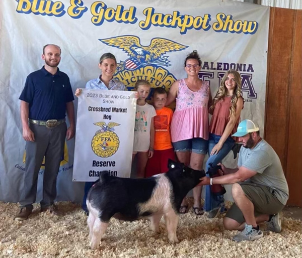 RESERVE CHAMPION OVERALL CROSSBRED – 2023 Blue and Gold Jackpot, MI